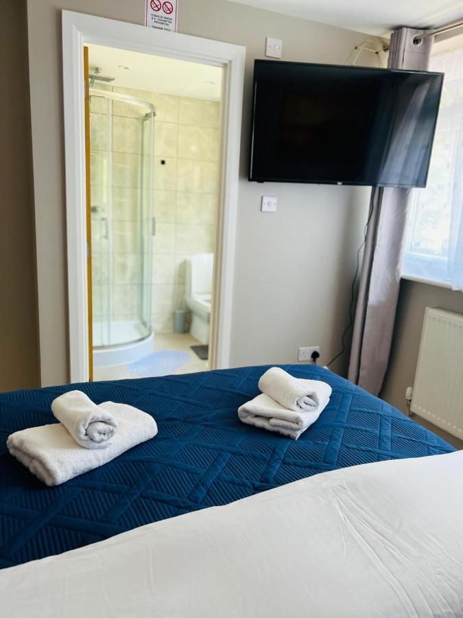 Indigo Suites Enfield Extérieur photo